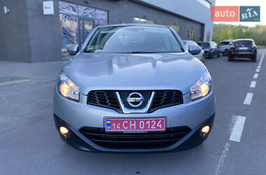 Внедорожник / Кроссовер Nissan Qashqai 2012 в 