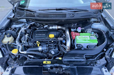 Внедорожник / Кроссовер Nissan Qashqai 2012 в 