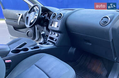 Внедорожник / Кроссовер Nissan Qashqai 2012 в 