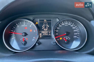 Внедорожник / Кроссовер Nissan Qashqai 2012 в 