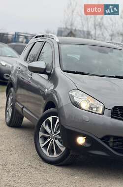 Внедорожник / Кроссовер Nissan Qashqai 2011 в 