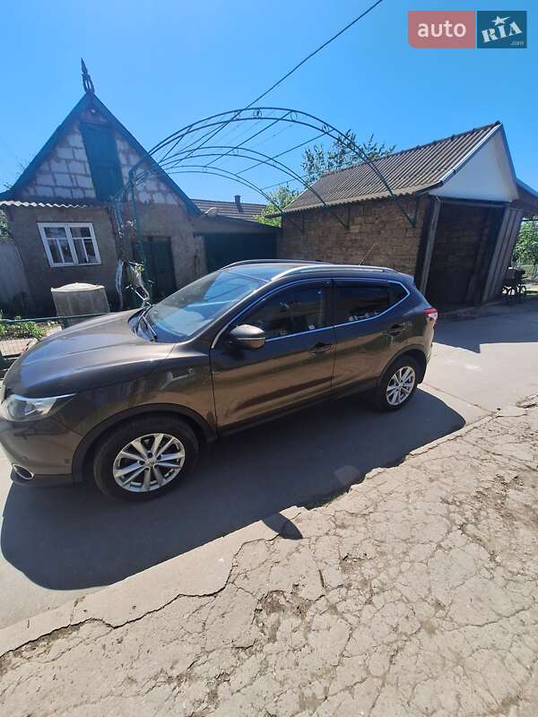 Позашляховик / Кросовер Nissan Qashqai 2014 в Білгороді-Дністровському