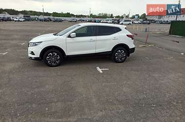 Внедорожник / Кроссовер Nissan Qashqai 2018 в 