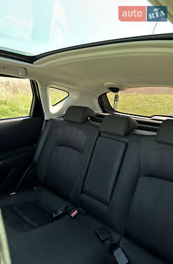 Внедорожник / Кроссовер Nissan Qashqai 2012 в 