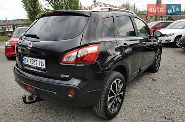 Позашляховик / Кросовер Nissan Qashqai 2012 в 