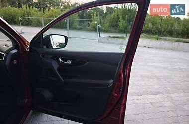 Внедорожник / Кроссовер Nissan Qashqai 2016 в 