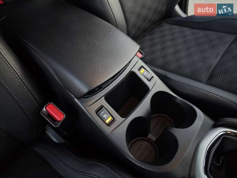 Позашляховик / Кросовер Nissan Qashqai 2016 в Дубні