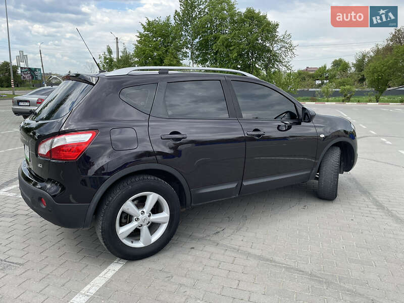 Позашляховик / Кросовер Nissan Qashqai 2010 в Коломиї