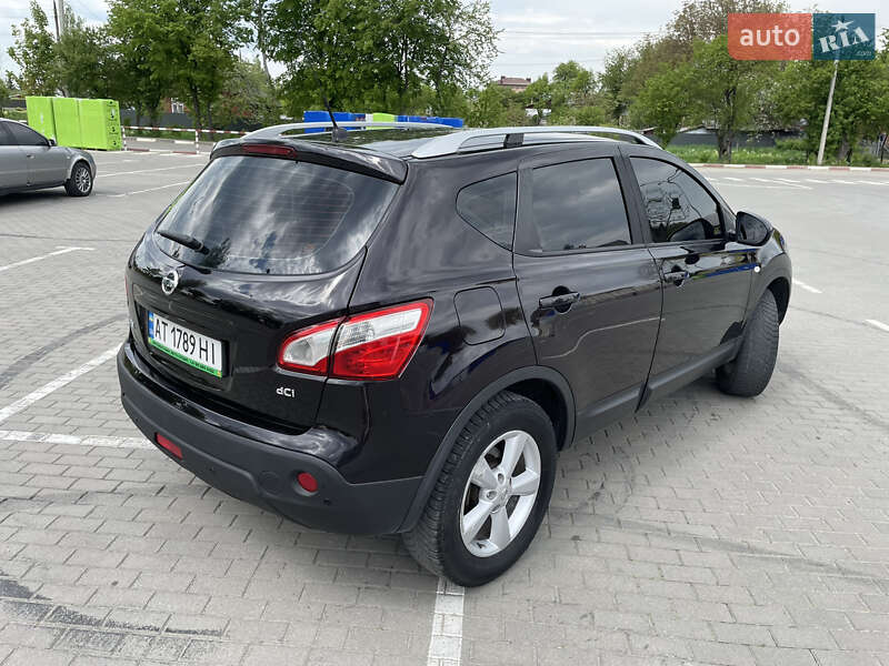 Позашляховик / Кросовер Nissan Qashqai 2010 в Коломиї