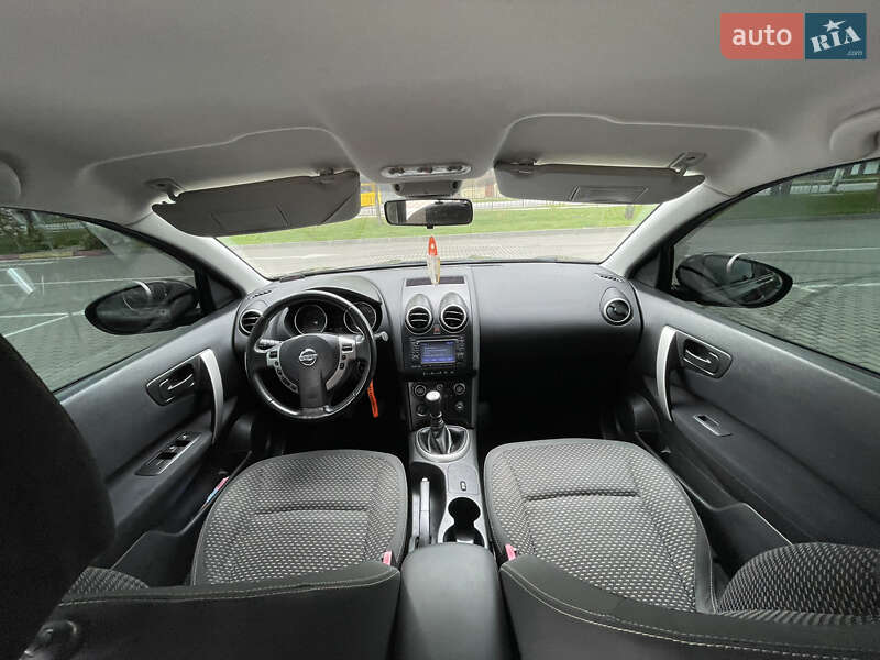 Позашляховик / Кросовер Nissan Qashqai 2010 в Коломиї