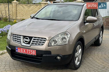 Позашляховик / Кросовер Nissan Qashqai 2010 в 