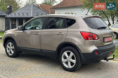 Позашляховик / Кросовер Nissan Qashqai 2010 в 