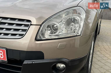 Позашляховик / Кросовер Nissan Qashqai 2010 в 
