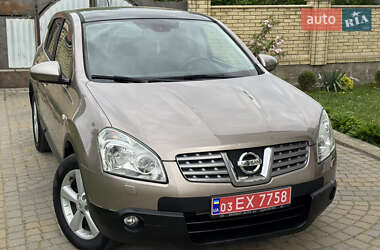 Позашляховик / Кросовер Nissan Qashqai 2010 в 
