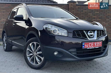 Позашляховик / Кросовер Nissan Qashqai 2010 в 