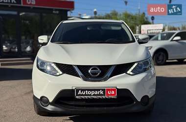 Внедорожник / Кроссовер Nissan Qashqai 2017 в 