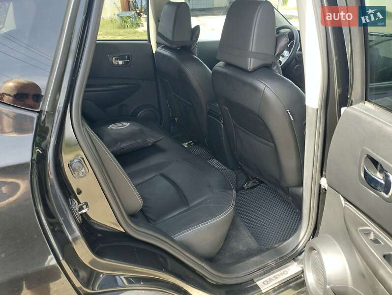 Внедорожник / Кроссовер Nissan Qashqai 2008 в Могилев-Подольске