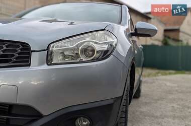 Внедорожник / Кроссовер Nissan Qashqai 2010 в Ивано-Франковске