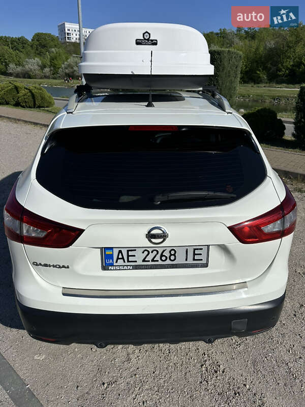 Внедорожник / Кроссовер Nissan Qashqai 2017 в Днепре