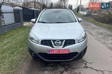 Позашляховик / Кросовер Nissan Qashqai 2010 в 