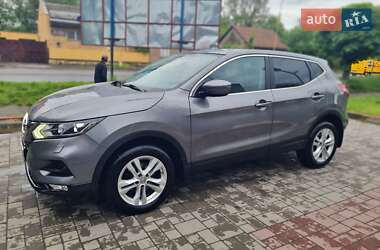 Позашляховик / Кросовер Nissan Qashqai 2018 в 