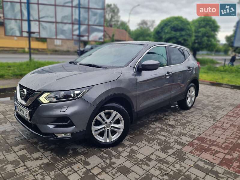 Позашляховик / Кросовер Nissan Qashqai 2018 в 
