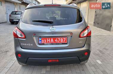 Позашляховик / Кросовер Nissan Qashqai 2011 в 