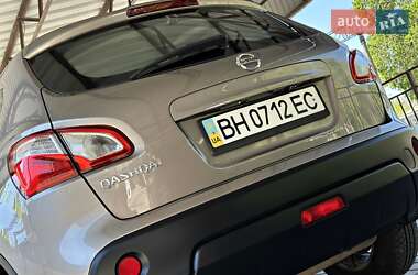 Позашляховик / Кросовер Nissan Qashqai 2011 в 