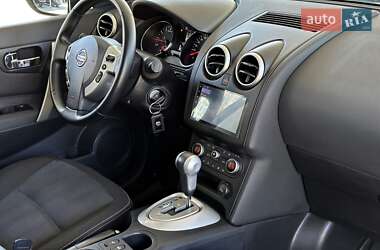 Позашляховик / Кросовер Nissan Qashqai 2011 в 