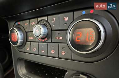 Позашляховик / Кросовер Nissan Qashqai 2011 в 