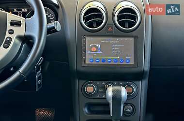Позашляховик / Кросовер Nissan Qashqai 2011 в 