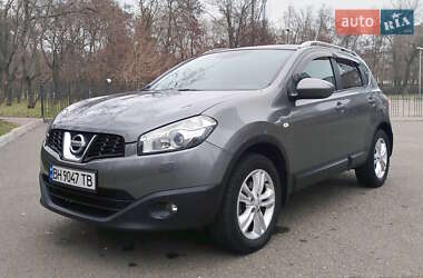 Позашляховик / Кросовер Nissan Qashqai 2011 в Одесі