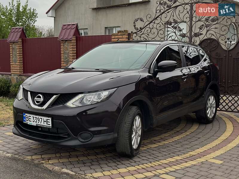Позашляховик / Кросовер Nissan Qashqai 2017 в Первомайську