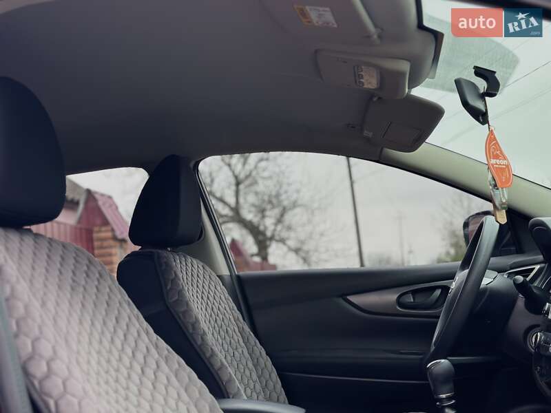 Позашляховик / Кросовер Nissan Qashqai 2017 в Первомайську