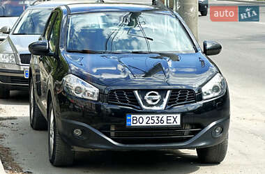 Внедорожник / Кроссовер Nissan Qashqai 2011 в Тернополе
