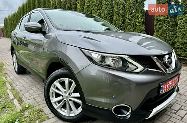 Внедорожник / Кроссовер Nissan Qashqai 2014 в Луцке