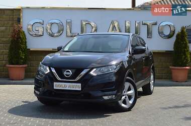 Позашляховик / Кросовер Nissan Qashqai 2018 в 