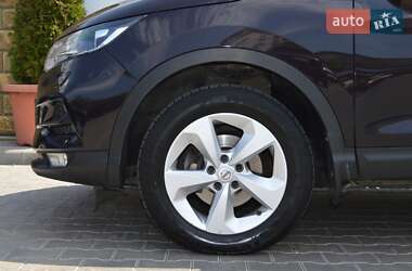 Позашляховик / Кросовер Nissan Qashqai 2018 в 
