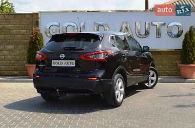 Позашляховик / Кросовер Nissan Qashqai 2018 в 