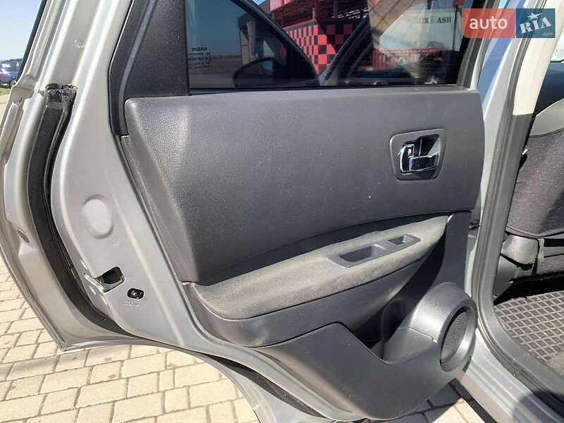 Внедорожник / Кроссовер Nissan Qashqai 2011 в Ивано-Франковске