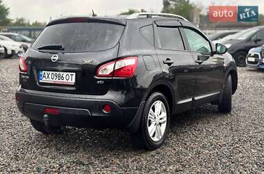 Позашляховик / Кросовер Nissan Qashqai 2011 в 