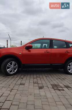 Внедорожник / Кроссовер Nissan Qashqai 2007 в 