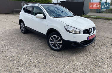 Внедорожник / Кроссовер Nissan Qashqai 2010 в Нововолынске