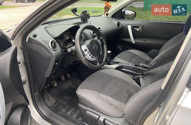 Внедорожник / Кроссовер Nissan Qashqai 2008 в 
