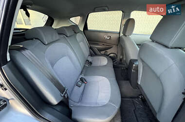 Внедорожник / Кроссовер Nissan Qashqai 2010 в 
