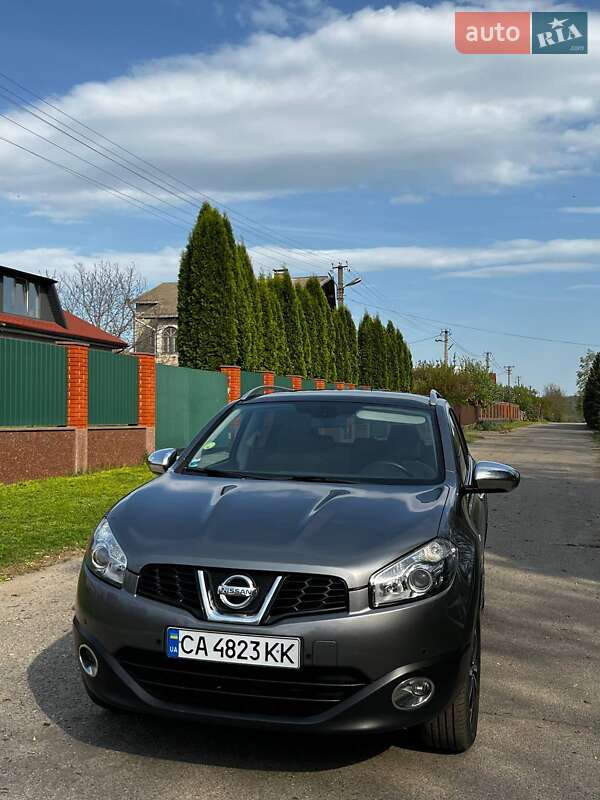 Позашляховик / Кросовер Nissan Qashqai 2011 в Черкасах
