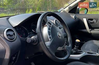 Внедорожник / Кроссовер Nissan Qashqai 2011 в 