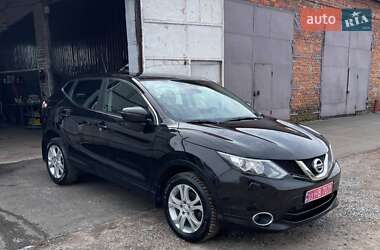 Внедорожник / Кроссовер Nissan Qashqai 2016 в Конотопе