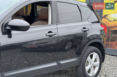 Позашляховик / Кросовер Nissan Qashqai 2007 в 