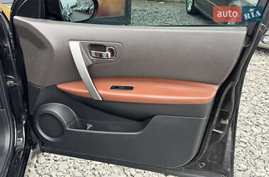 Позашляховик / Кросовер Nissan Qashqai 2007 в 